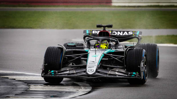 Mercedes W15